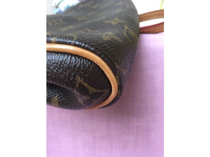 Louis Vuitton EVA - vue 3