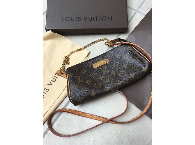 Louis Vuitton EVA - vue 7