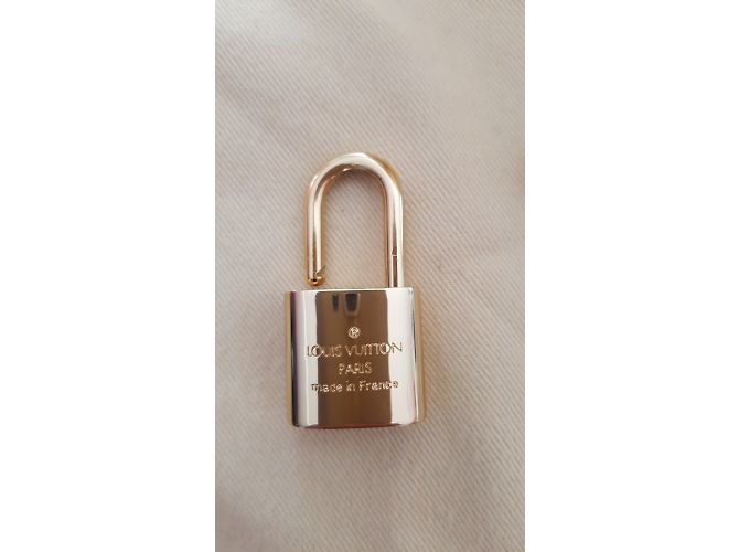 Louis Vuitton Lockit MM Suhali Borsa a mano in pelle di capra oro metallizzato D'oro Metallico - vista 12