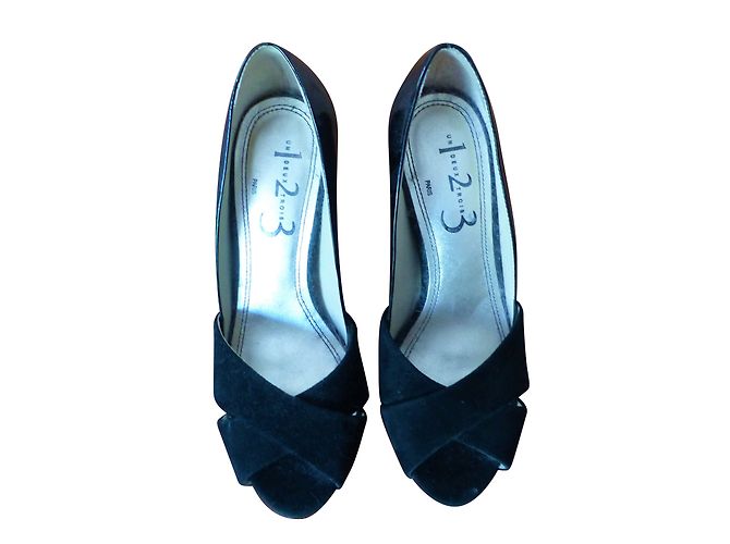 Autre Marque 1.2.3 Black Patent Leather Open Toe Pumps - view 2