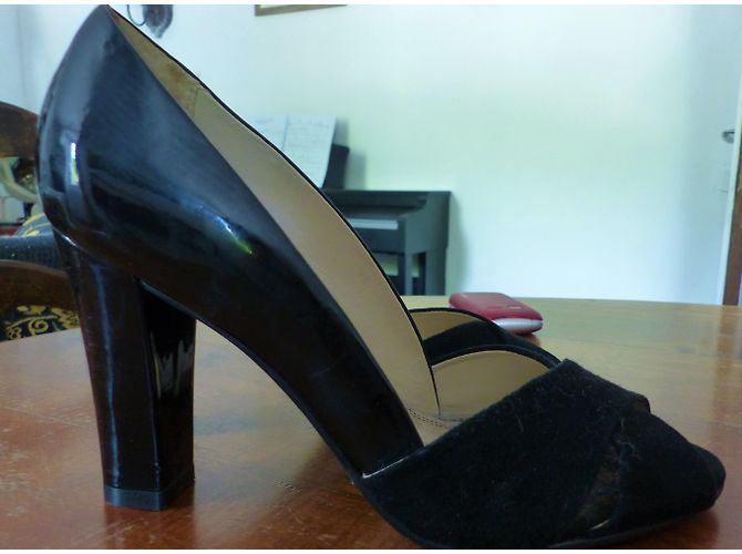Autre Marque 1.2.3 Black Patent Leather Open Toe Pumps - view 3