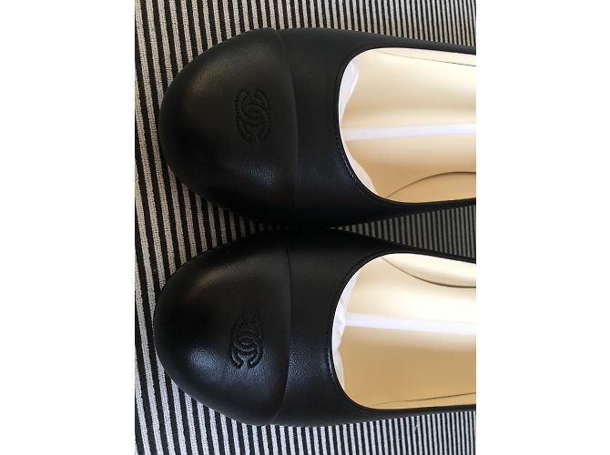 Chanel Heels Black - view 3
