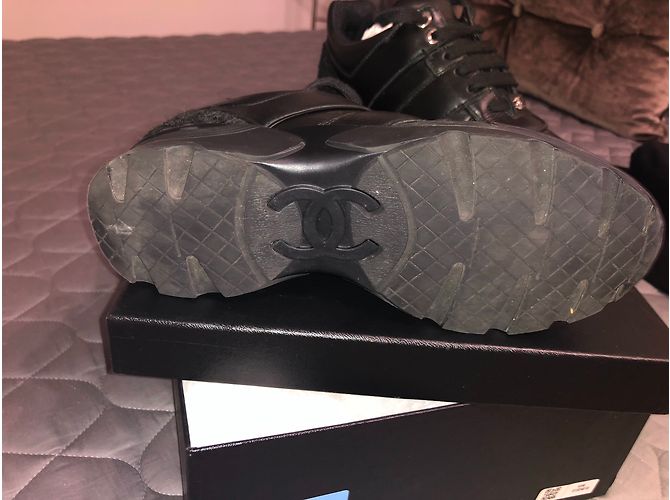 Sneakers Chanel in pelle nera e tweed Nero - vista 3