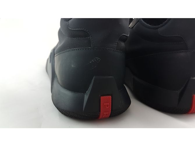 Sneakers Prada Linea Rossa in pelle nera Nero - vista 5