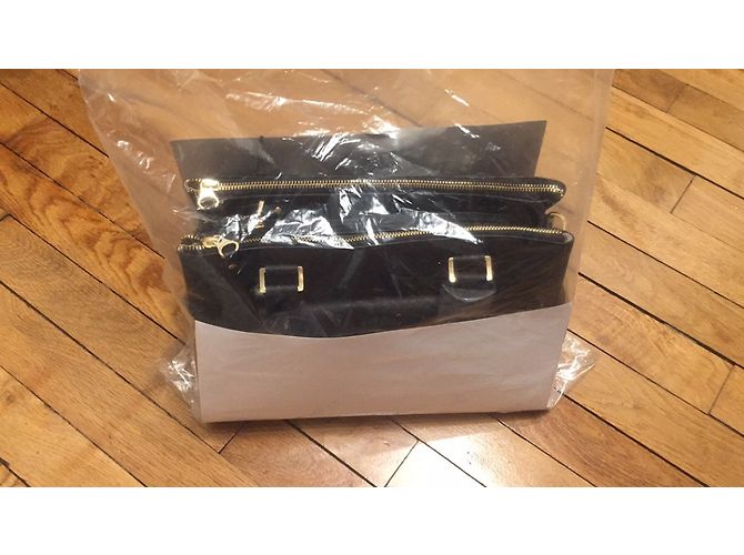 Autre Marque Borsa Sabrina in pelle nera Nero - vista 6
