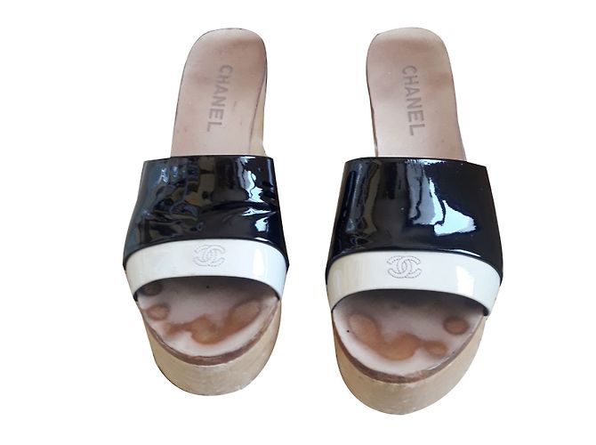 Chanel Mules compensées Noir Blanc - vue 2