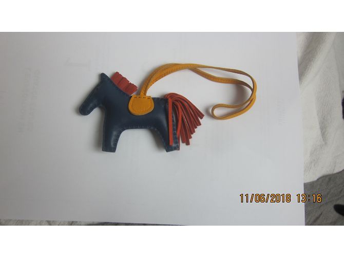 Hermès Rodeio Grigri Azul - vista 3