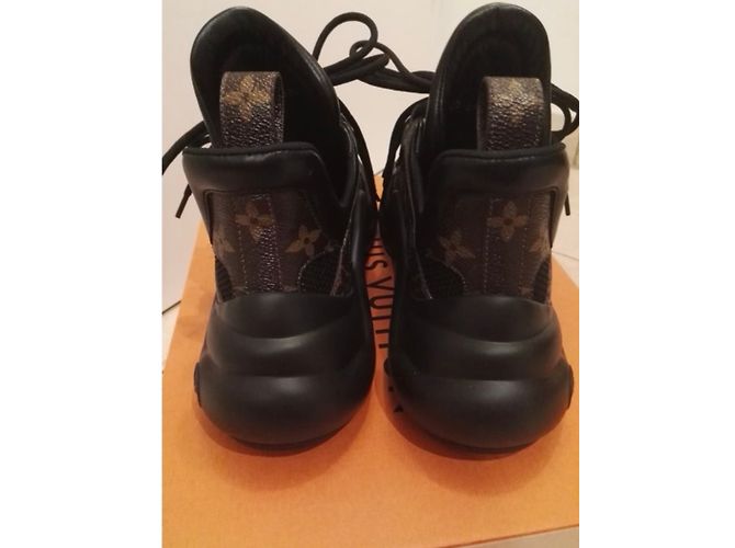 Louis Vuitton Baskets ARCHLIGHT Marron - vue 2