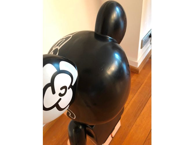 Bearbrick Chanel 1000% Preto - vista 12