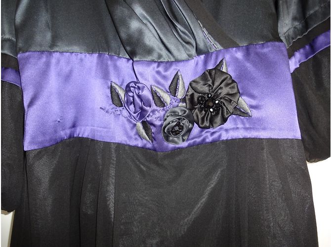 Moschino Kleid aus schwarzer Seide - Ansicht 2