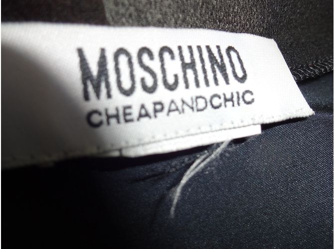 Moschino Kleid aus schwarzer Seide - Ansicht 4