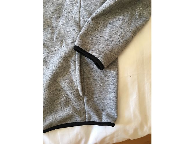 Uniqlo Kapuzenpullover - Ansicht 3