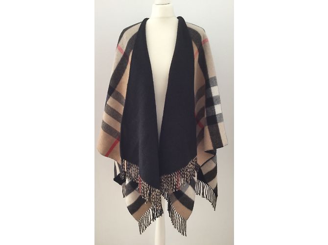 Burberry poncho - vista 3