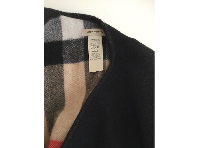 Burberry poncho - vista 4