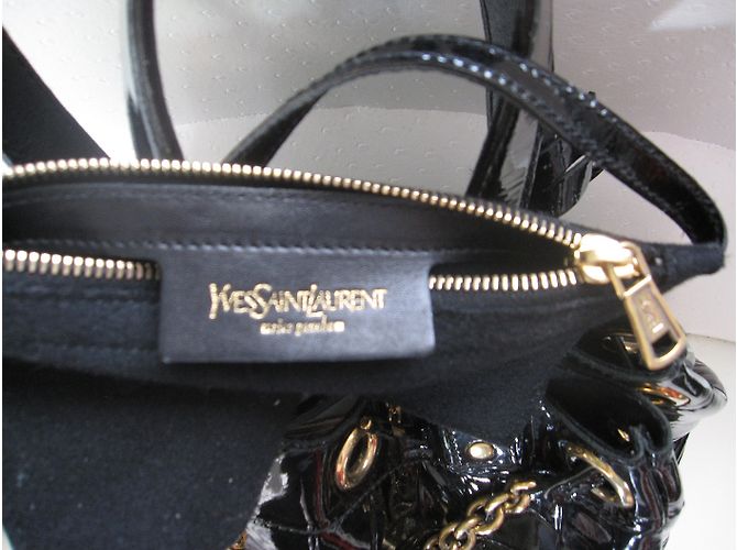 Borsa a secchiello Yves Saint Laurent in vernice nera stampa coccodrillo Nero - vista 3