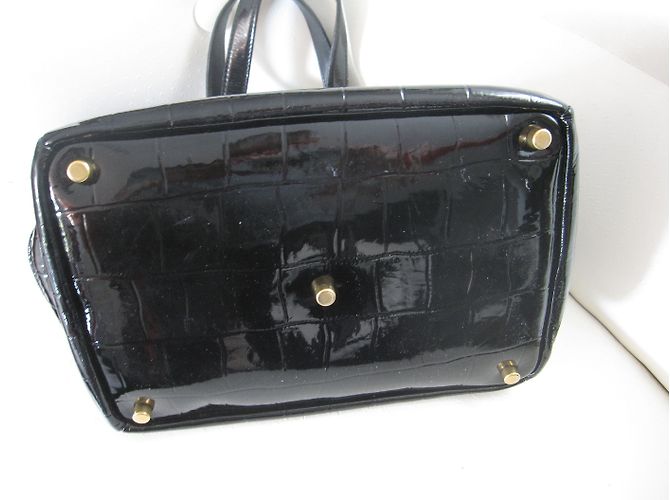 Borsa a secchiello Yves Saint Laurent in vernice nera stampa coccodrillo Nero - vista 6