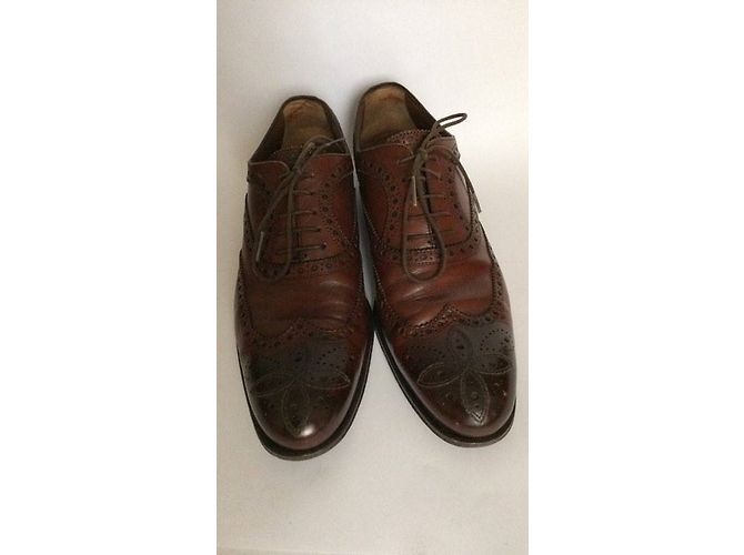 Louis Vuitton Wingtip Schnürschuhe Braun - Ansicht 3