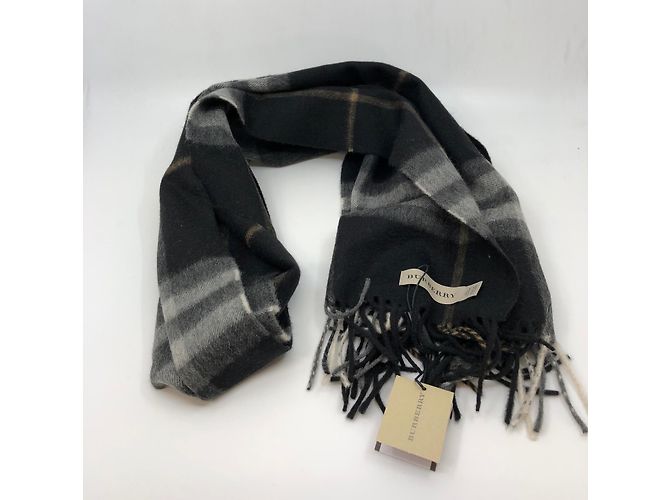 Sciarpa Burberry Black Check in Cashmere - vista 2