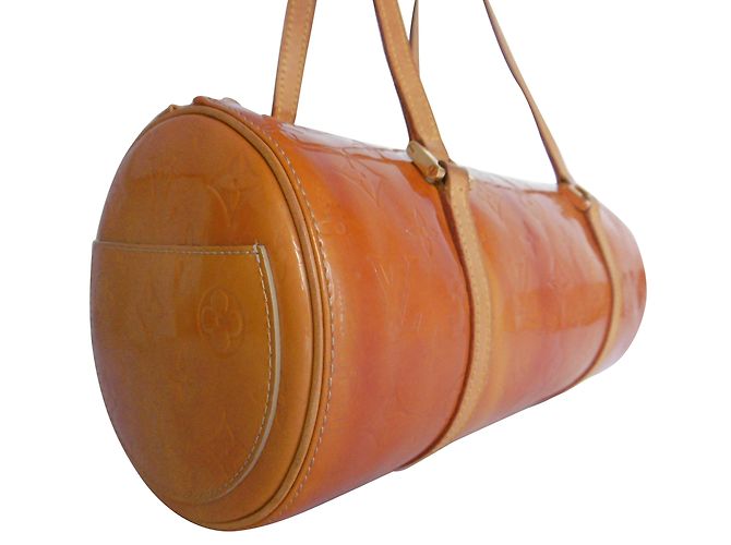 Louis Vuitton Papillon Hobo Bag Marrom Bronze Caramelo - vista 2