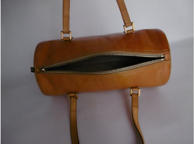 Louis Vuitton Papillon Hobo Bag Marrom Bronze Caramelo - vista 9