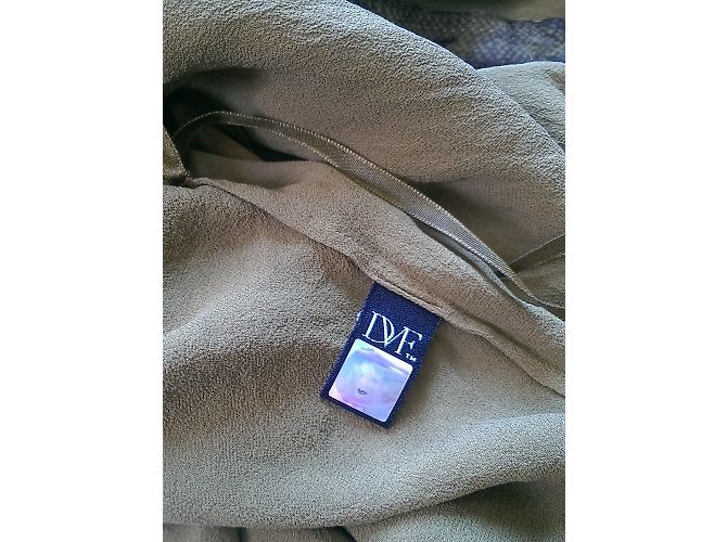 Camicetta di seta Diane Von Furstenberg Marrone Khaki Cachi - vista 3