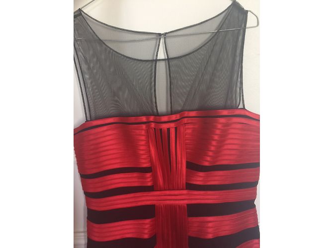 Rotes Polyester Kleid von Bcbg Max Azria - Ansicht 3