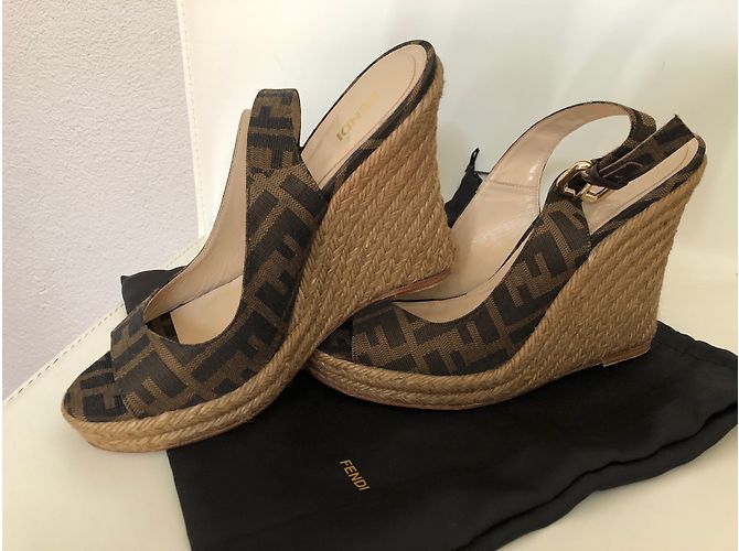 Fendi Mules compensées - vue 6