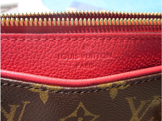 Louis Vuitton Pallas Cherry M41175 Marrone - vista 3