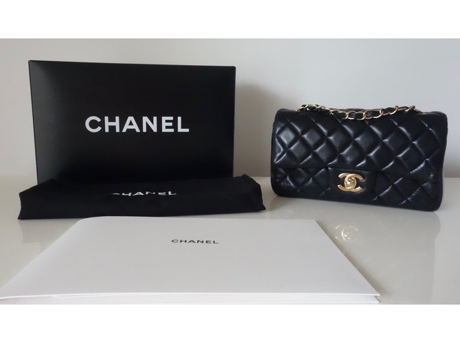 Timeless Chanel Clássico PM Preto - vista 3