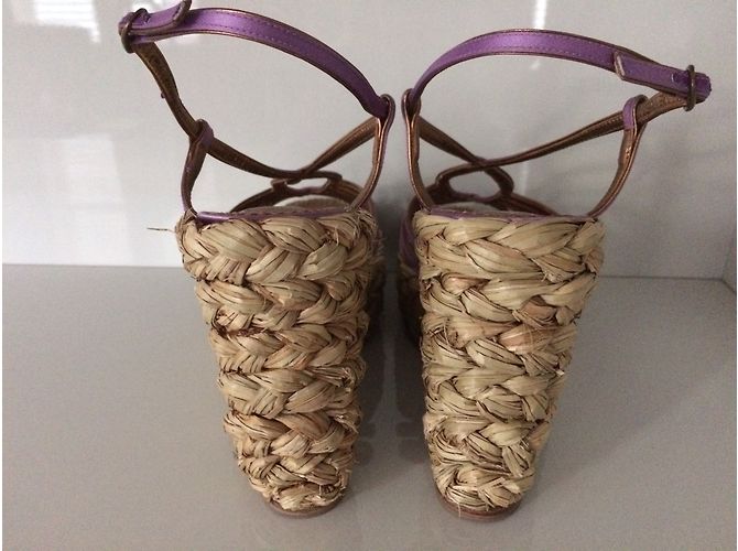 Sandali con plateau Yves Saint Laurent in raso viola Porpora - vista 4