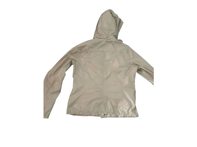 Chaqueta impermeable Moncler beige - vista 2