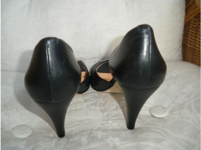Autre Marque Schwarze Leder Pumps 10 cm Absatz - Ansicht 4