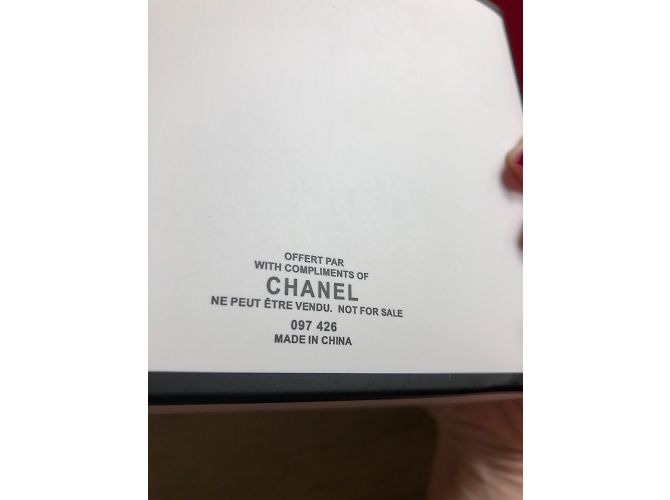 Chanel Dom caixa vip Preto - vista 4