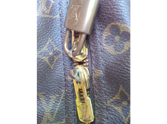 Louis Vuitton Sirius 65 Valigia Marrone scuro - vista 7