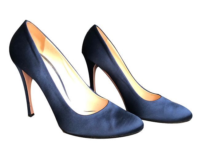 Décolleté Prada in raso blu navy con tacco 10 cm - vista 2