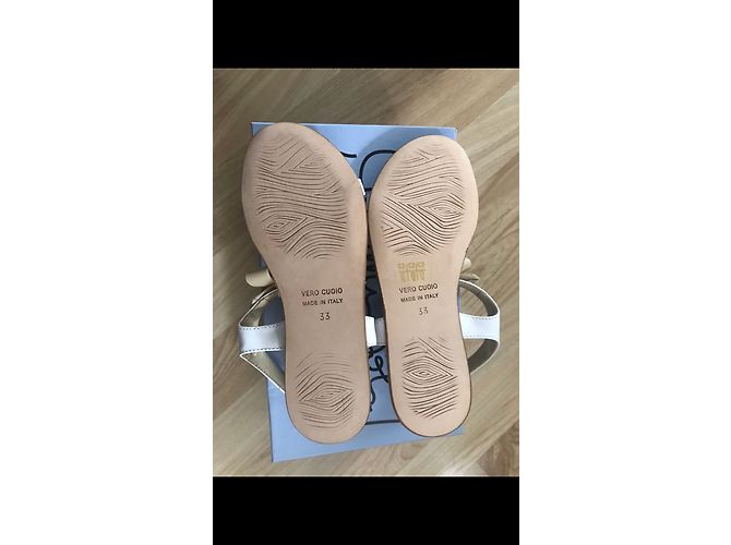 Autre Marque Sandali per bambini in pelle bianca e oro Bianco - vista 3