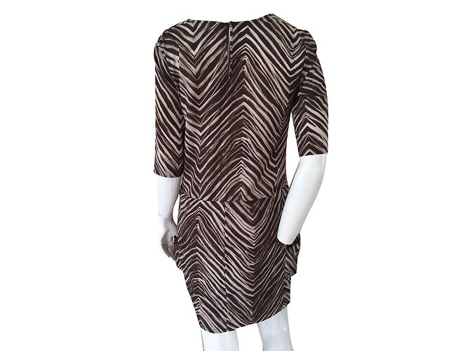 Bcbg Max Azria Kleid Braun aus Polyester Größe S - Ansicht 2