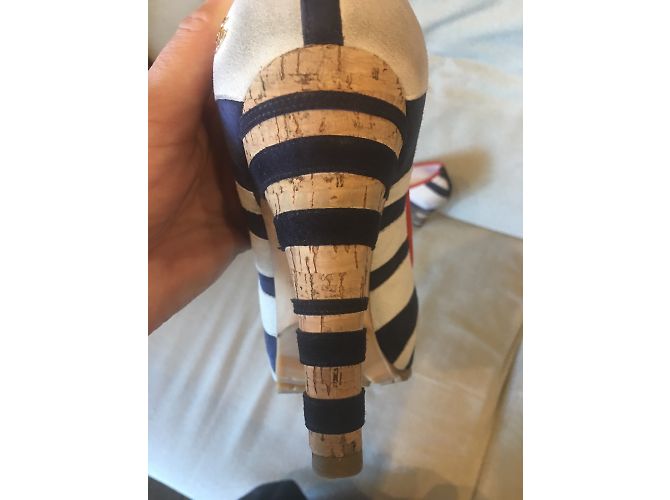 Décolleté Chanel Camoscio Beige con Tacchi Alti - vista 4