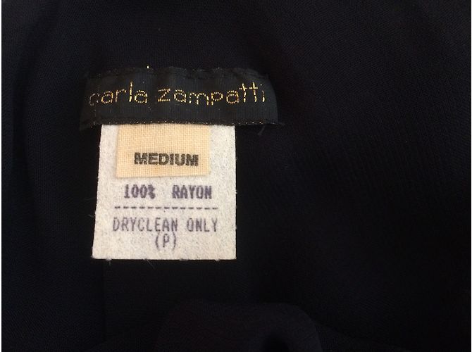 Autre Marque Schwarzes Kleid aus Rayon mit asymmetrischem Rücken - Ansicht 4