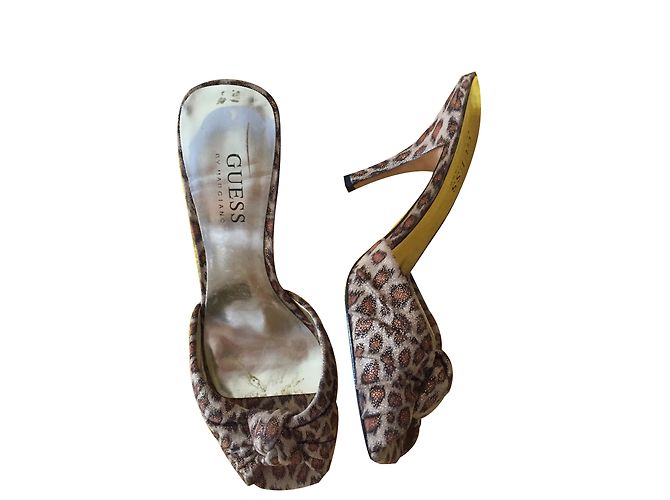 Mule Guess in pelle marrone - vista 2