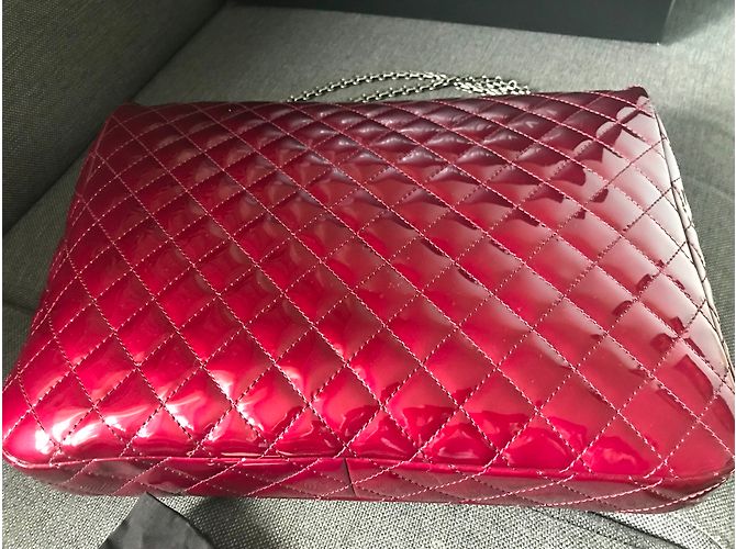 Borsa Chanel 2.55 XXL in vernice bordeaux Bordò - vista 10