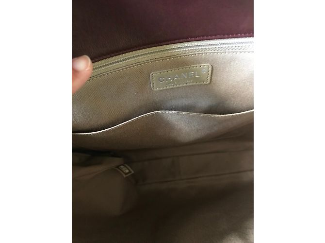 Borsa Chanel 2.55 XXL in vernice bordeaux Bordò - vista 3