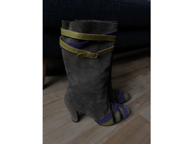 Botas Erotokritos de gamuza caqui - vista 2