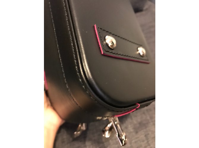 Louis Vuitton Alma bb Schwarz - Ansicht 4
