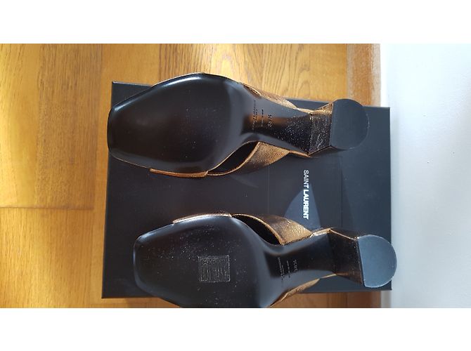 Lou Lou Saint Laurent - vista 3