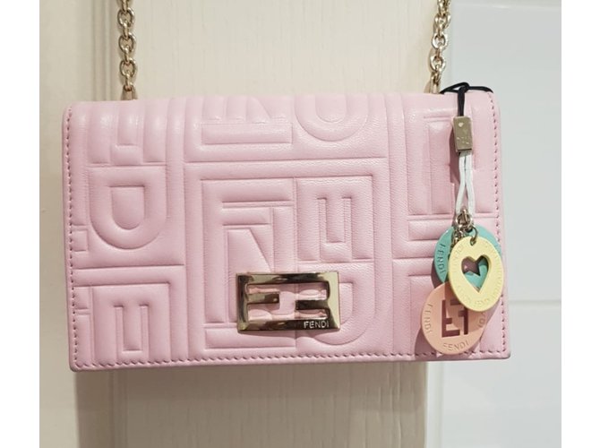 fendi clutch pink