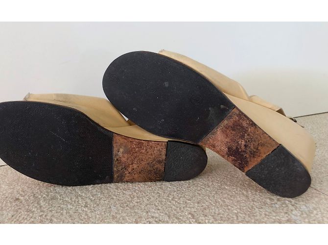Sandali con tacco a zeppa Fausto Santini in pelle beige - vista 7