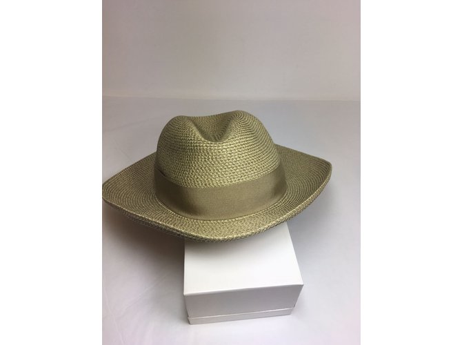 Hermès Hat Beige - view 2