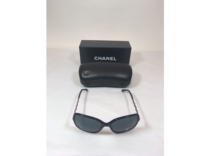 Chanel Occhiali da sole Nero - vista 3