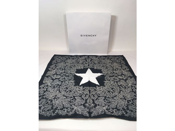 Givenchy Bandana Schal aus Baumwolle Schwarz Weiß - Ansicht 3